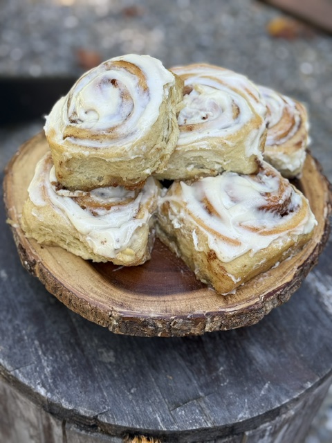 Cinnamon Rolls - Oversized (6-pack)