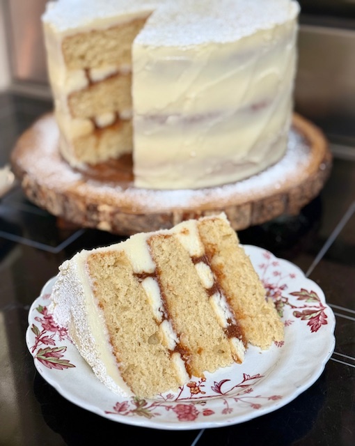 Eggnog Cake