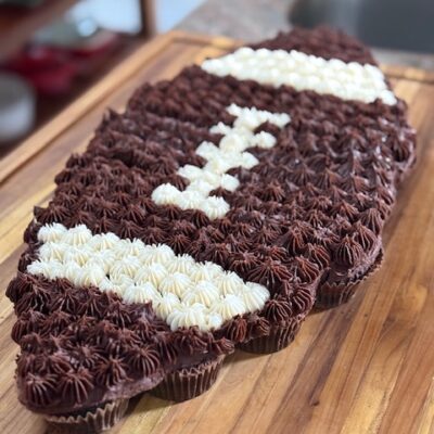 Football Pull-Apart Cupcakes